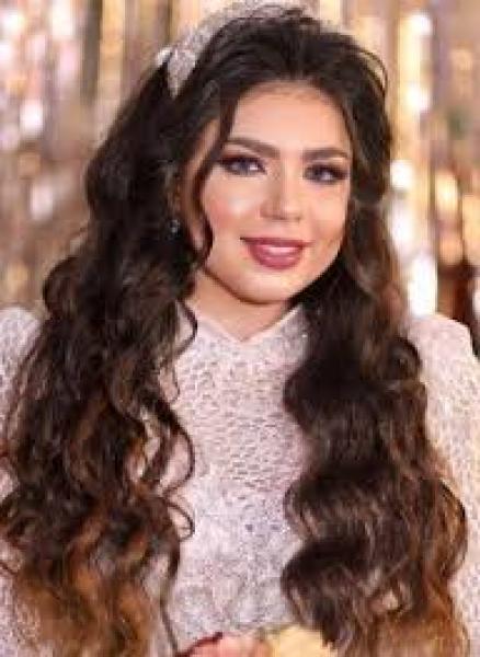 البلوجر مريم سيف