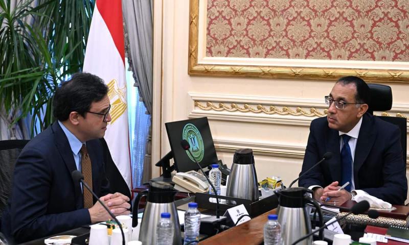 مصطفى مدبولى وهنو