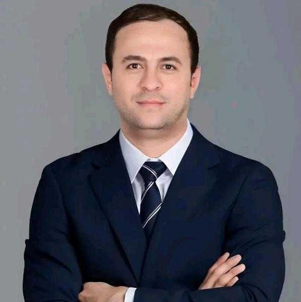 الكاتب الكبير شحاتة زكريا