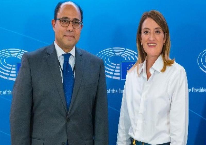 سفير مصر لدى بروكسل يلتقى مع رئيسة البرلمان الأوروبي