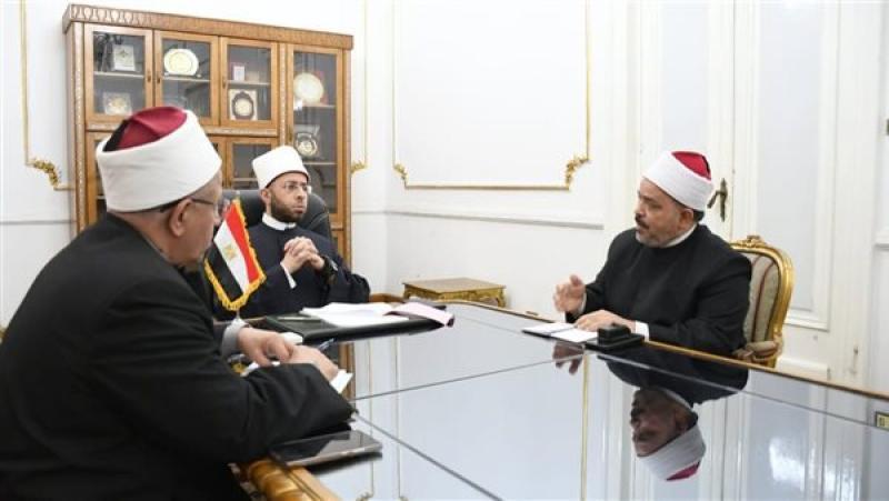 وزير الأوقاف ومدير مديرية أوقاف الوادي الجدي