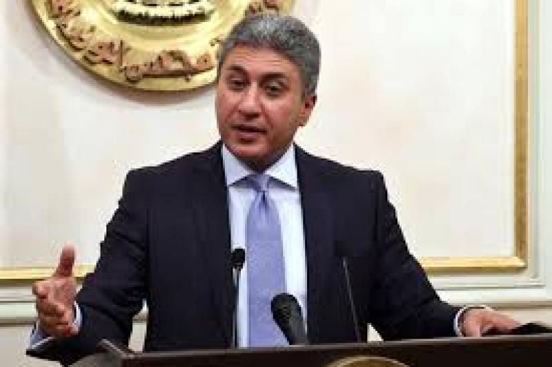 وزير السياحة