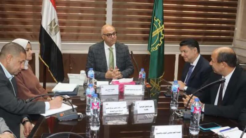 جانب اجتماع محافظ القليوبية
