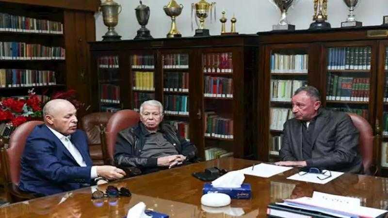 تفاصيل زيارة هاني أبو ريدة للخطيب في الأهلي