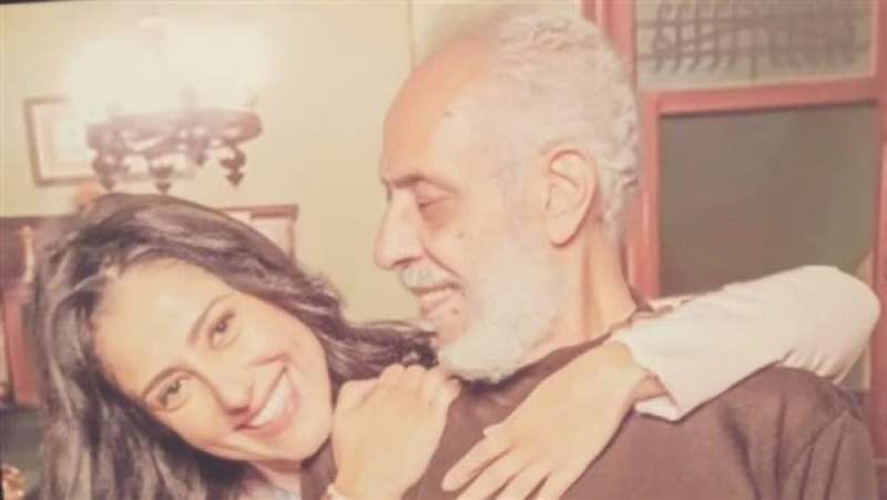 النجمة حنان مطاوع مع الراحل نبيل الحلفاوي