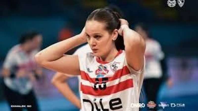 سيدات الزمالك فى الطائرة