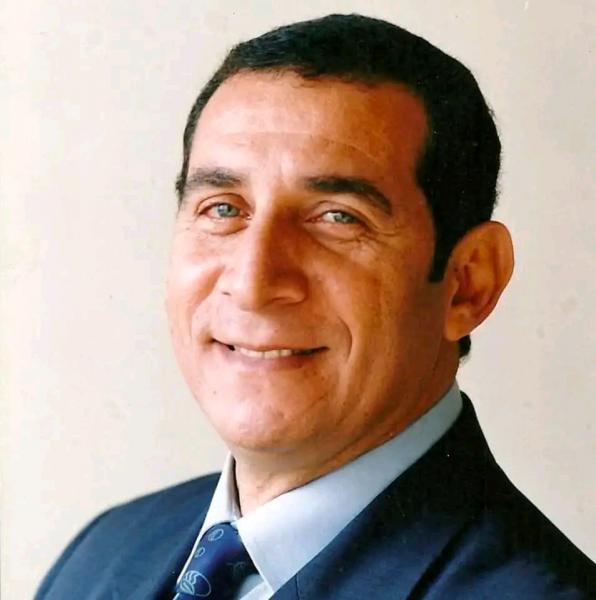 الإعلامى الكبير تهامى منتصر