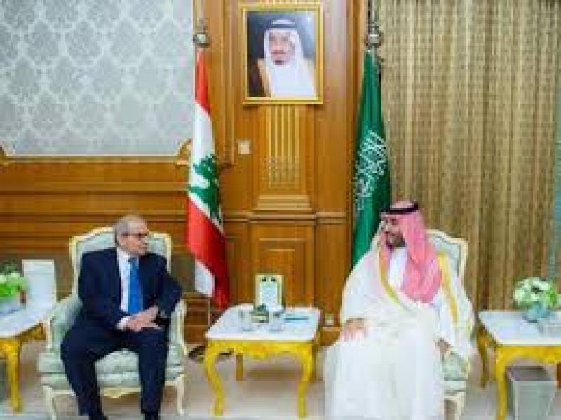 ولي العهد السعودي الأمير محمد بن سلمان يستقبل رئيس الوزراء اللبناني نواف سلام في الديوان الملكي بقصر الصفا بمكة المكرمة. 30 مارس 2025 -