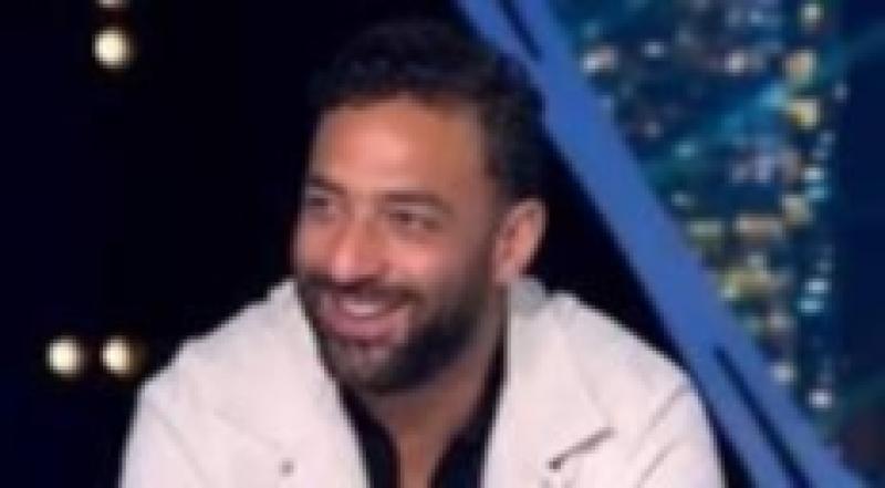 ميدو يكشف سر استبعاد  زيزو