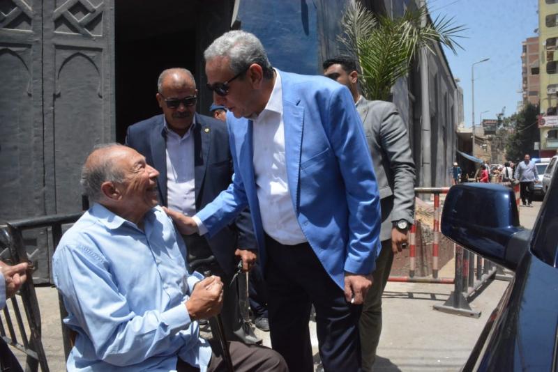 محافظ الغربية وحوار مع مواطن