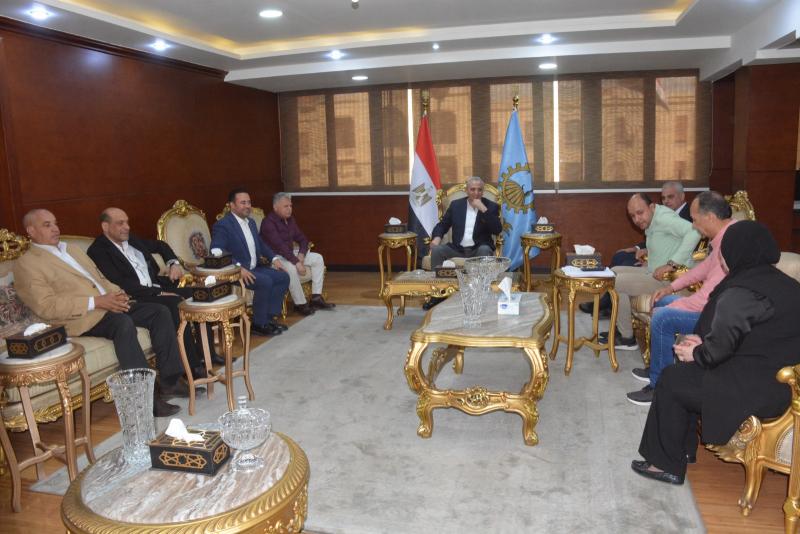 اللواء اشرف الجندى خلال الاجتماع