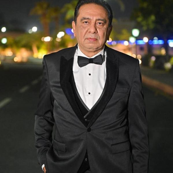 الكاتب الصحفى والسيأسى أسامة كامل