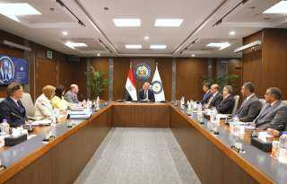 رئيس الوزراء يتابع الموقف التنفيذي لتطوير المنظومة الجمركية وإجراءات التسجيل المُسبق للشحنات