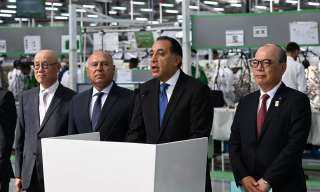 رئيس الوزراء: هذا المصنع أحد أكبر مصانع إنتاج الضفائر الكهربائية على مستوي العالم.. والشركة توظف أكثر من 12 ألف عامل