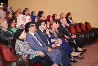 وزير الثقافة يشهد حفل فرقة أوبرا الإسكندرية ويشيد بالأداء الفني