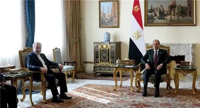 وزير الخارجية: هناك إمكانية لتطوير العلاقات الثنائية مع إيران بما يخدم مصالح الشعبين