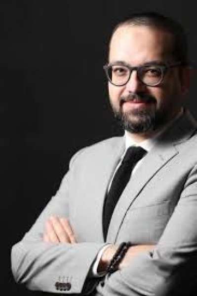 الكاتب الكبير معتز الشامى