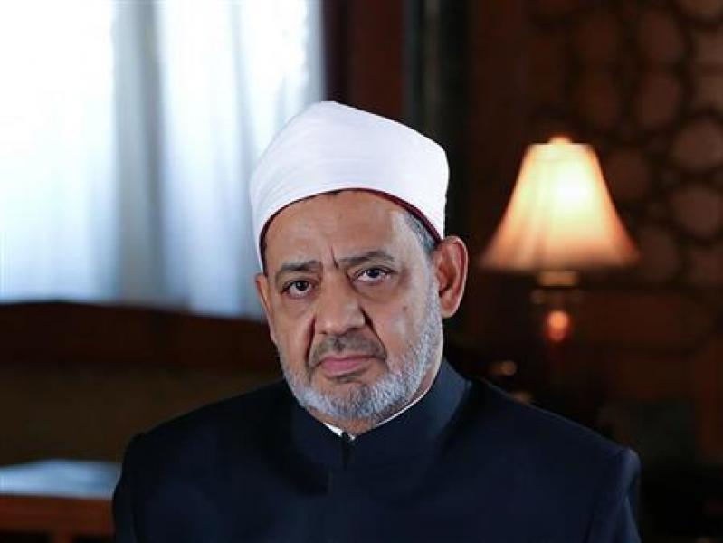 الدكتور احمد الطيب