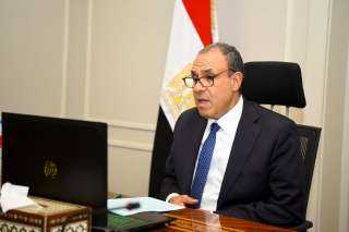 وزير الخارجية والهجرة يشارك في اللقاء الافتراضى مع الجالية المصرية في المملكة المتحدة
