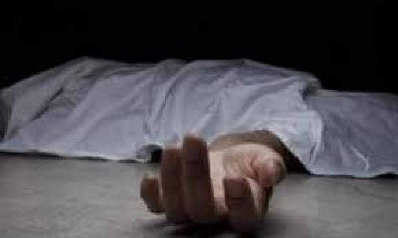 عامل يقتل زوجته ويدفنها خلف المنزل تحت طبقة أسمنتية