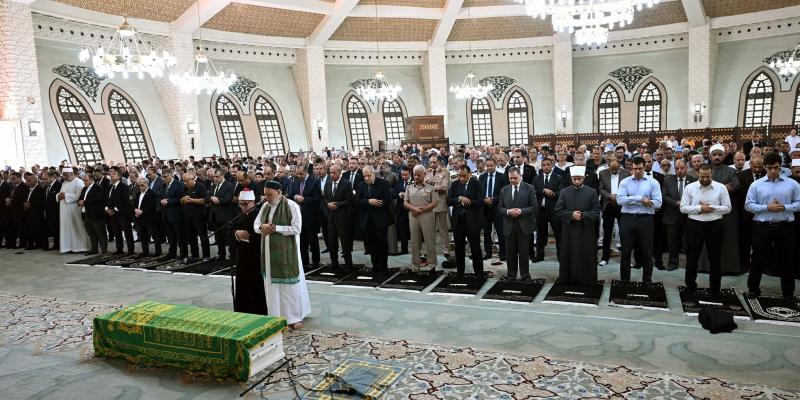 صلاة الجنازة على الدكتور على مصيلحى