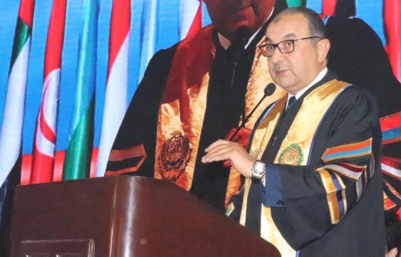 وزير قطاع الأعمال العام