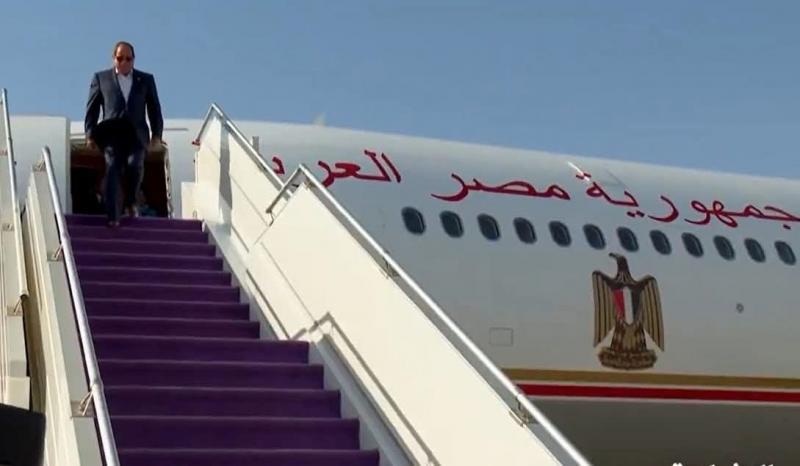 الرئيس السيسى لدى وصوله الأراضي السعودية 