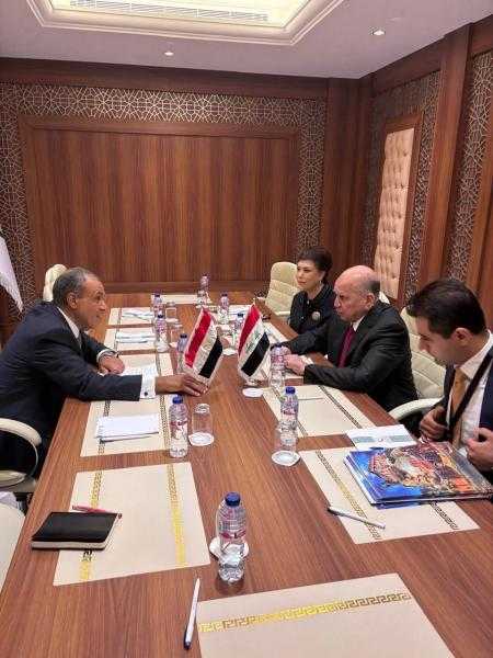 لقاء ثنائي بين وزيري خارجية مصر والعراق على هامش الدورة الاستثنائية لمجلس وزراء خارجية منظمة التعاون الإسلامي
