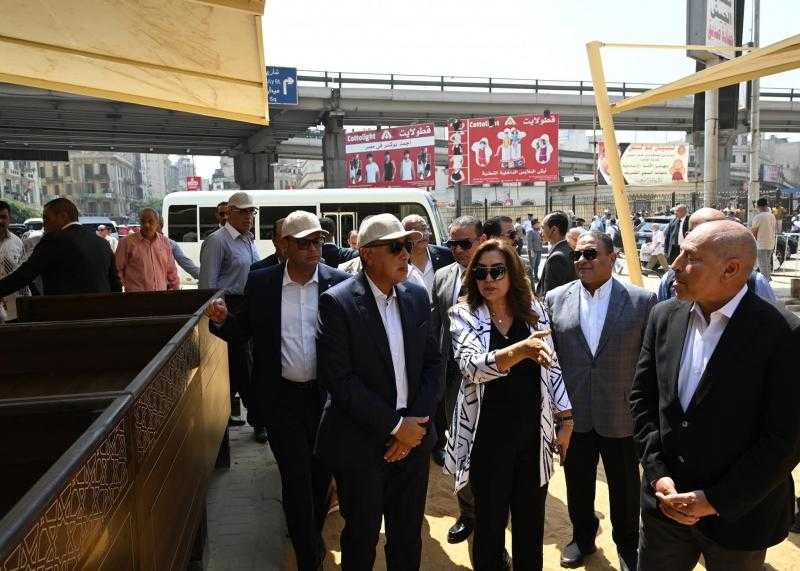رئيس الوزراء يتابع الموقف التنفيذي لأعمال مشروع تطوير سوق العتبة بوسط القاهرة
