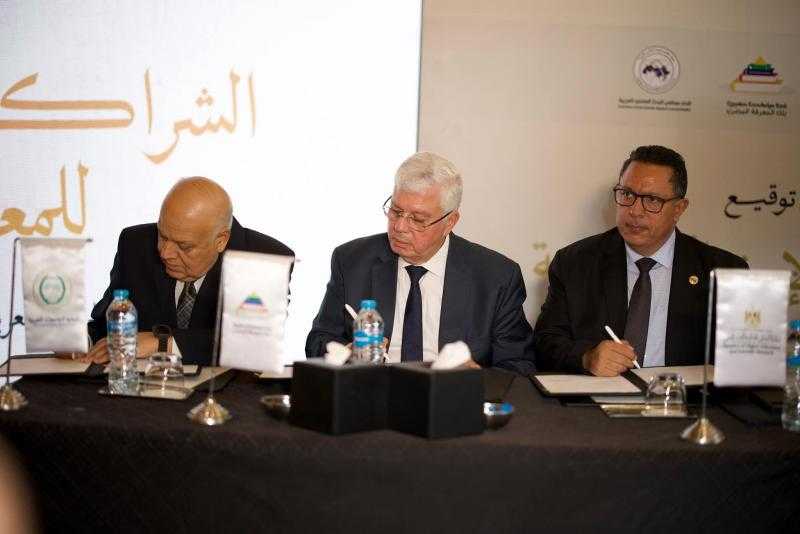 وزير التعليم العالي يوقع اتفاقيتين استراتيجيتين بين بنك المعرفة المصري واتحاد الجامعات العربية واتحاد مجالس البحث العلمي العربية