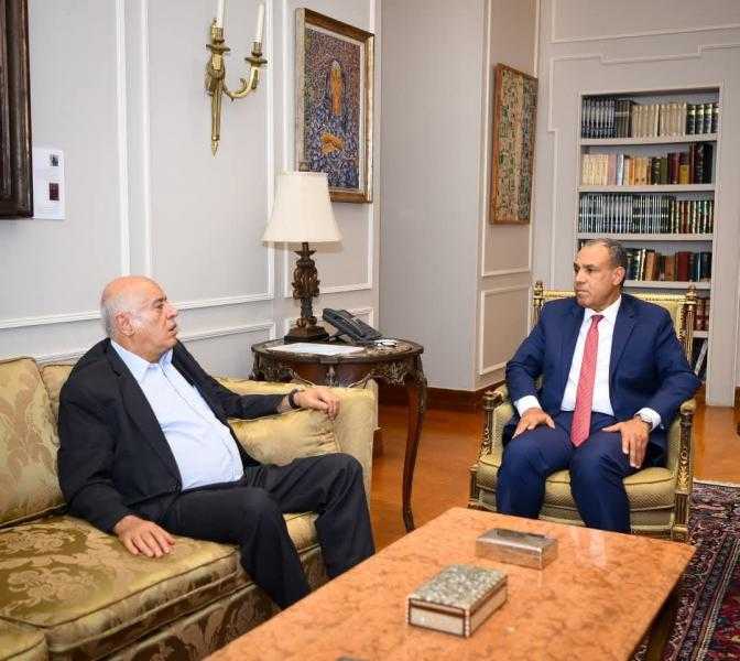 وزير الخارجية يستقبل أمين سر اللجنة المركزية لحركة فتح الفلسطينية