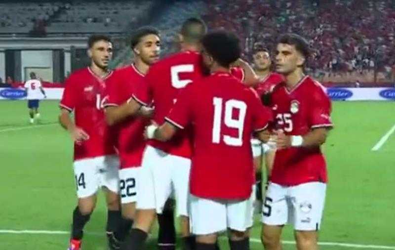 منتخب مصر بالقميص الأحمر أمام بوركينا فاسو في تصفيات المونديال غدا الثلاثاء