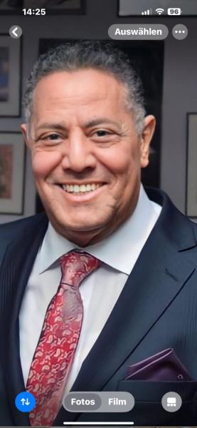 الكاتب الكبير وصفى هنرى 