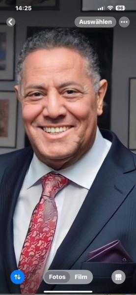 وصفى هنرى يكتب من فيينا : داليا الريس