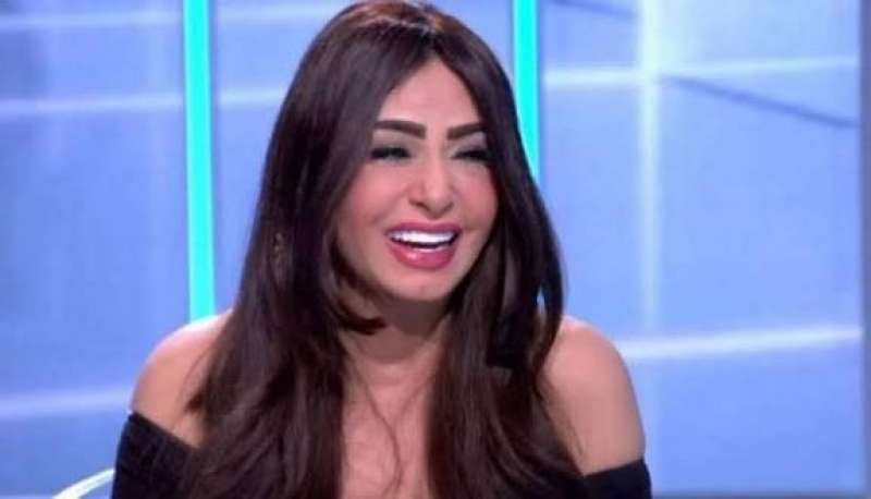 الفنانة سلوى خطاب