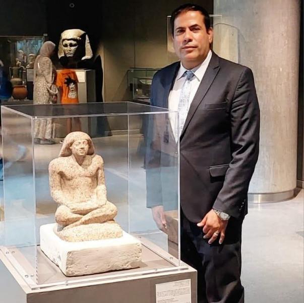 الدكتور حسين عبدالبصير