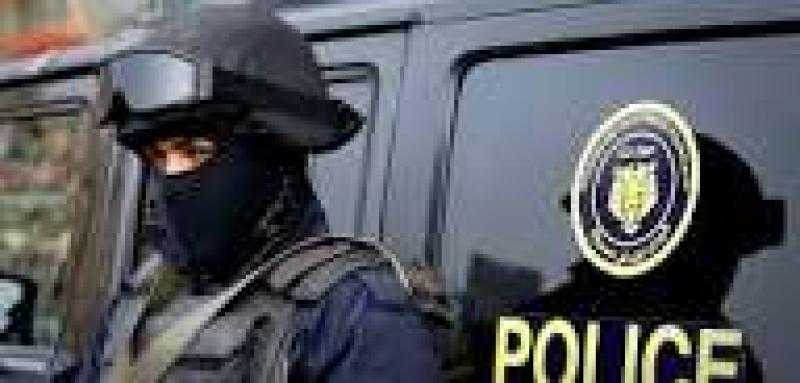 الداخلية تشن حملات لضبط تجار المخدرات.. ومصرع عنصر جنائي شديد الخطورة بأسيوط
