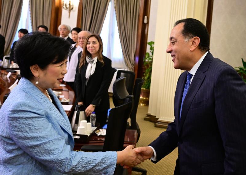 رئيس الوزراء يلتقي محافظ طوكيو