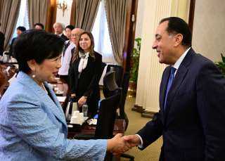 رئيس الوزراء يلتقي محافظ طوكيو والوفد المرافق لها رئيس الوزراء يلتقي محافظ طوكيو والوفد المرافق لها