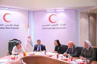 رئيس جمهورية كولومبيا يشيد بالجهود المصرية في تقديم المساعدات الإنسانية للفلسطينيين في قطاع غزة