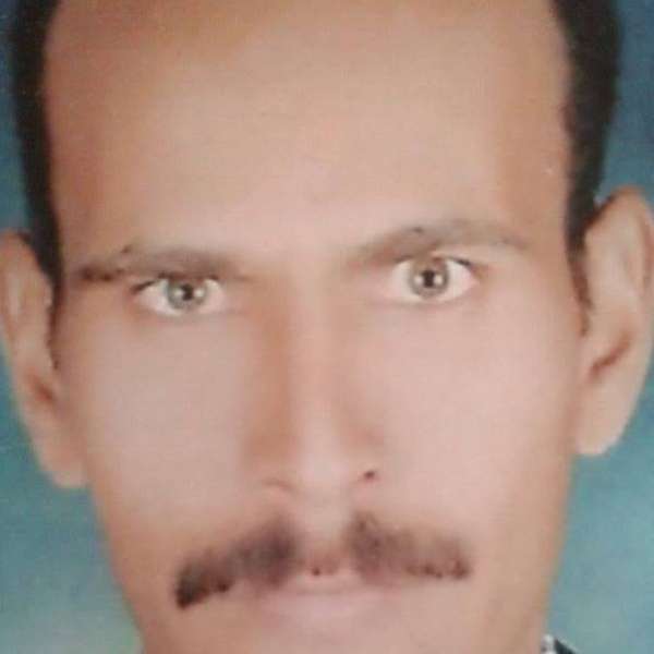 الكاتب الكبير أحمد ابوعدبة