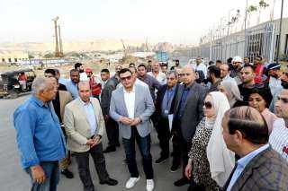 وزير الإسكان يقوم بجولة موسعة بمشروع ”حدائق تلال الفسطاط” بمحافظة القاهرة وزير الإسكان يقوم بجولة موسعة بمشروع ”حدائق تلال الفسطاط” بمحافظة القاهرة