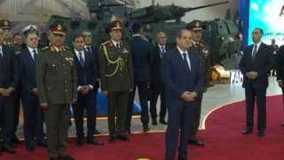 الرئيس السيسي يتفقد «إيديكس 2025» ويفتتح النسخة الرابعة لمنصة الصناعات الدفاعية العالمية الرئيس السيسي يتفقد «إيديكس 2025» ويفتتح النسخة الرابعة لمنصة الصناعات الدفاعية العالمية