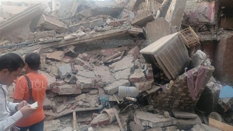 انهيار عقار ببركة الدماس في أسوان