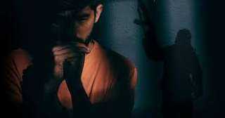 حكم رادع: السجن 5 سنوات لمتهم بـ ”الابتزاز الإلكتروني ونشر الصور” في سوهاج.. تفاصيل التهم الموجّهة