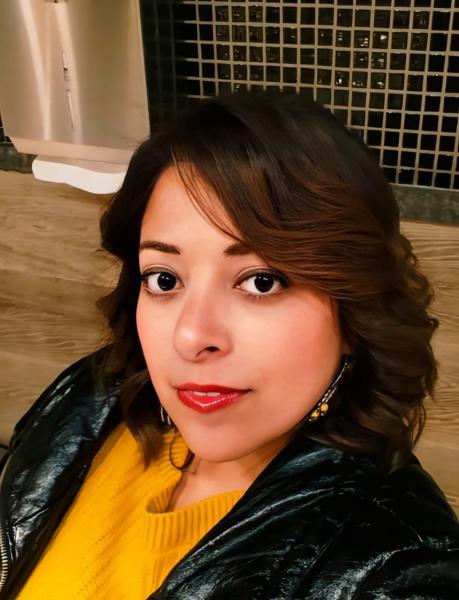 الكاتبة الكبيرة  نور زادة