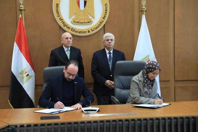 ▪︎وزير التعليم العالي يوقع اتفاقية تعاون استراتيجية بين بنك المعرفة المصري والمجلس العربي للاختصاصات الصحية لدعم التحول الرقمي في التدريب الطبي