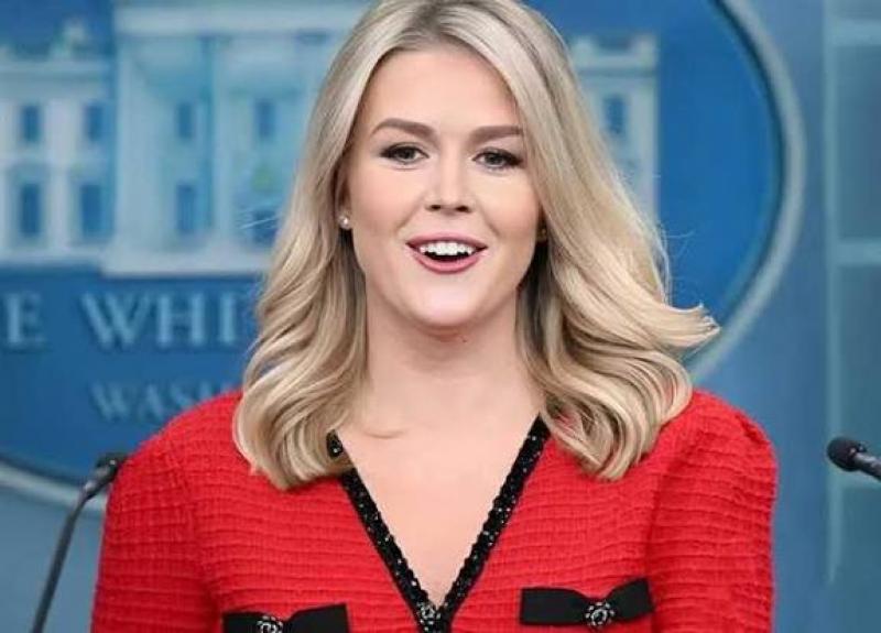 كارولين ليفيت