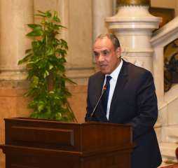 وزارة الخارجية تنظم احتفالية لتكريم السفراء المتقاعدين تقديرًا لمسيرتهم الوطنية