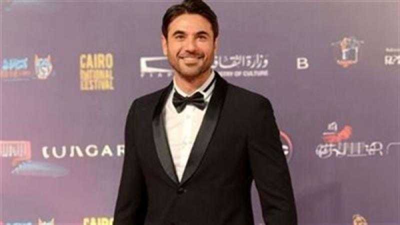 أحمد عز يكشف موعد طرح فيلم The Seven Dogs